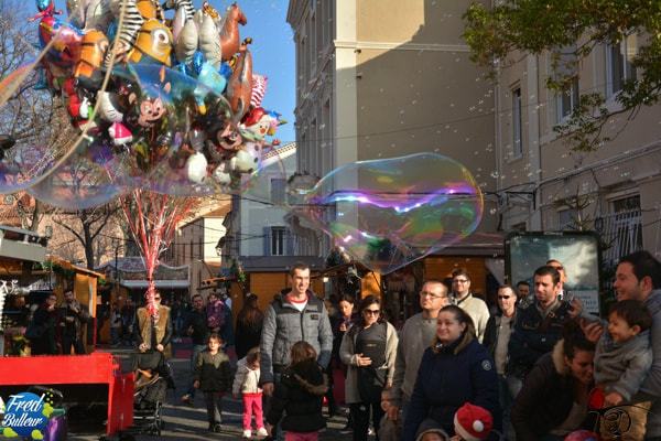 Souffleur de bulles - Des bulles de savon géantes sur votre Marché de Noël